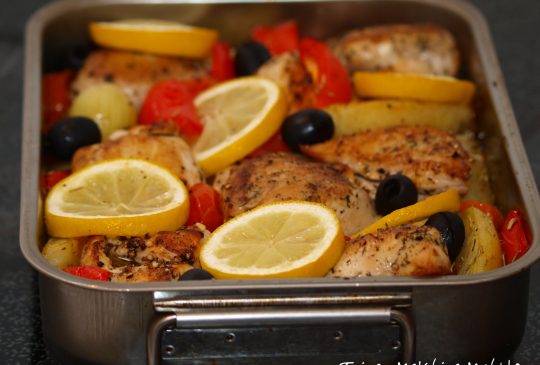 Image: Ovnsbakt kylling med sitron, paprika og oliven