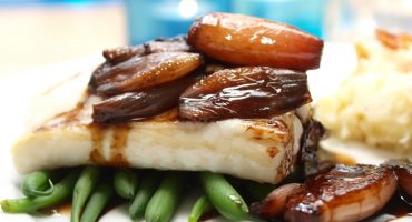 Image: Ovnsbakt torsk med balsamicoløk og sellerirotmos