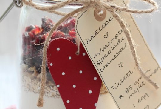 Image: Julecookies på glass – med valnøtter, sjokolade og tranebær