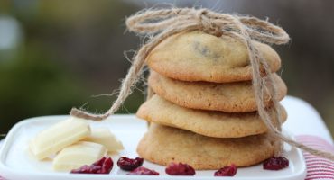 Image: Hummingbirds cookies med tranebær og hvit sjokolade