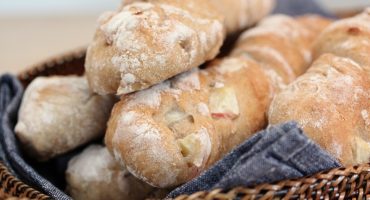 Image: Eplebrød med rosmarin