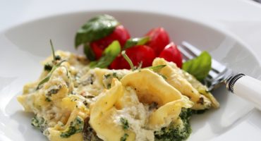Image: Gratinerte tortellini med blåmuggost og spinat