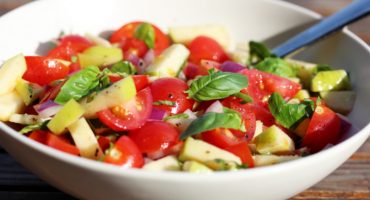 Image: Tomatsalsa med eple og basilikum