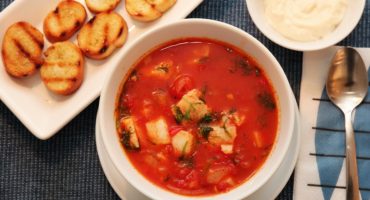 Image: Fiskesuppe med torsk, tomat og chili
