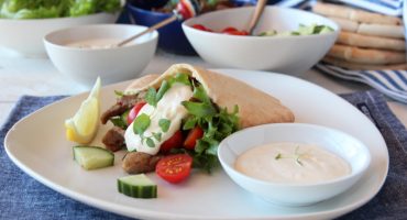 Image: Lammekebab med hvitløksdressing