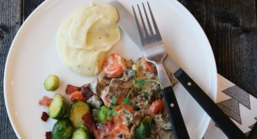 Image: FINNBIFF MED BACON, ROSENKÅL OG SELLERIROTMOS