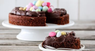 Image: BROWNIE MED APPELSIN OG PÅSKEEGG
