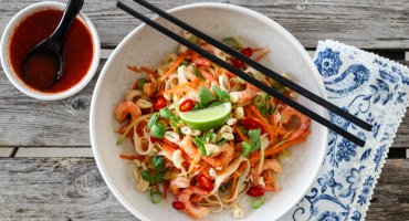Image: NUDELSALAT MED REKER OG SPICY CHILISAUS