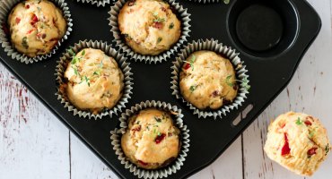 Image: MATMUFFINS MED BACON, PAPRIKA OG OST