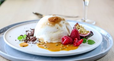 Image: PARFAIT MED APPELSINKARAMELL OG SJOKOLADESMULER