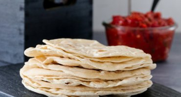 Image: HJEMMELAGDE HVETETORTILLAS