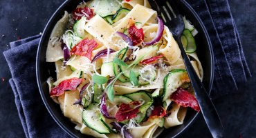 Image: PAPPARDELLE MED PARMASKINKE OG SQUASH