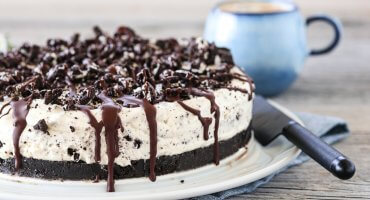Image: OSTEKAKE MED OREO OG SJOKOLADE