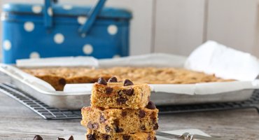 Image: «COOKIEBARS» MED SJOKOLADE OG PEANØTTER
