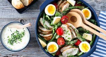 Image: KYLLINGSALAT MED RANCHDRESSING