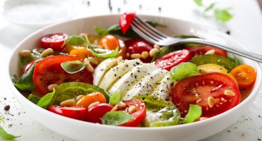 Image: TOMATSALAT MED MOZZARELLA – CAPRESE