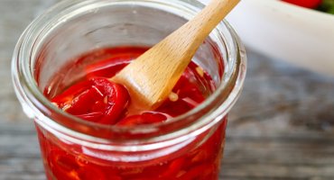 Image: SYLTET RØD CHILI